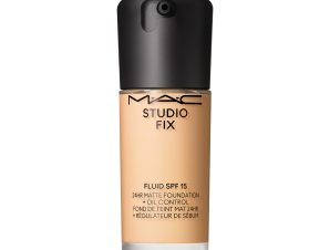 Studio Fix Fluid SPF15 24HR Matte Foundation + Oil Control 30ml